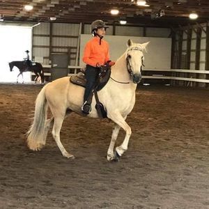 Meet your Posher, Kayeliana